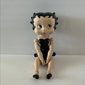 1982 Vintage Porcelain Betty Boop jointed strung doll